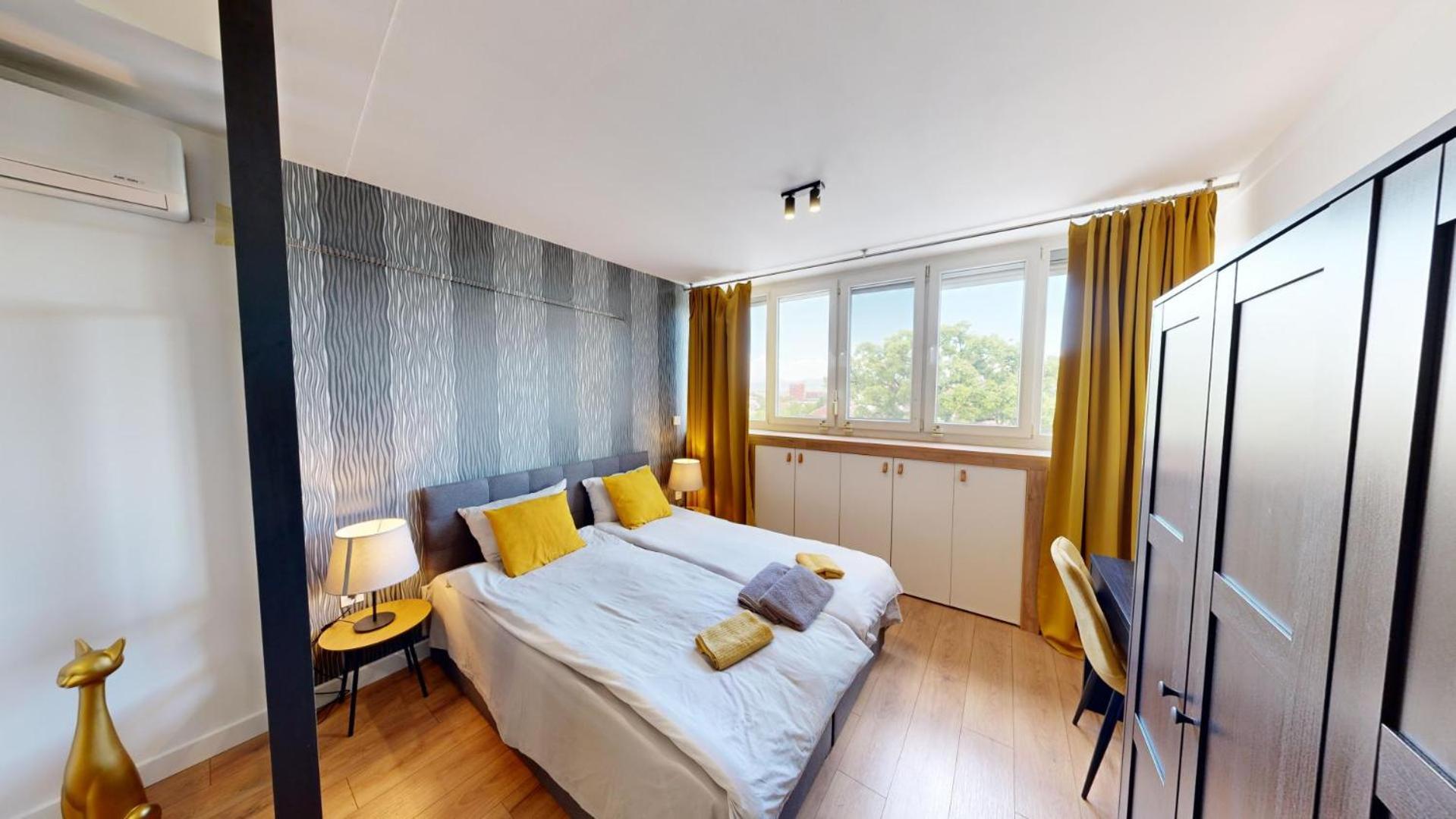 Modern City Stay Apartment 4 Min Walk From Alexander Nevski Sofia Bagian luar foto